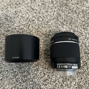 Sony SAL55200-2 DT 55-200mm f/4.0-5.6 Lens A-Mount